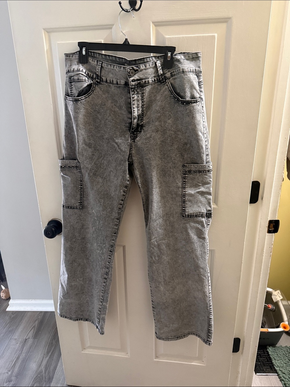 Women’s washed  Gray Cargo Pants - Utility Style